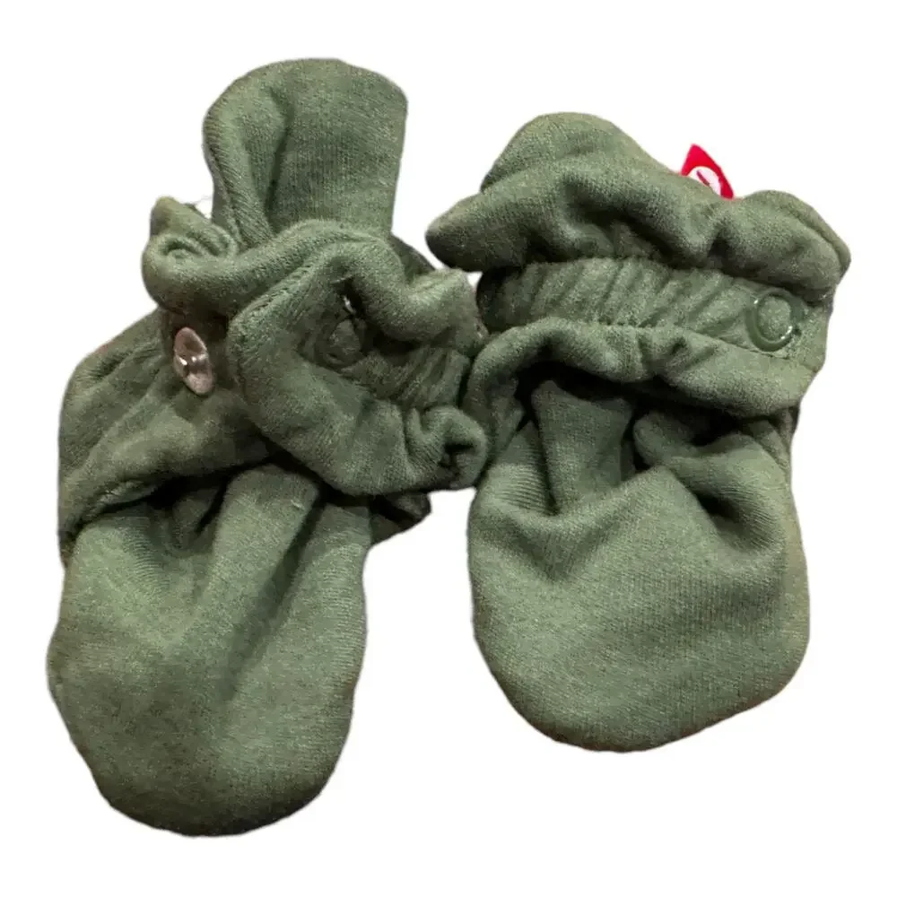 2 Pairs of NWOT Zutano 3 month booties - fleece and cotton